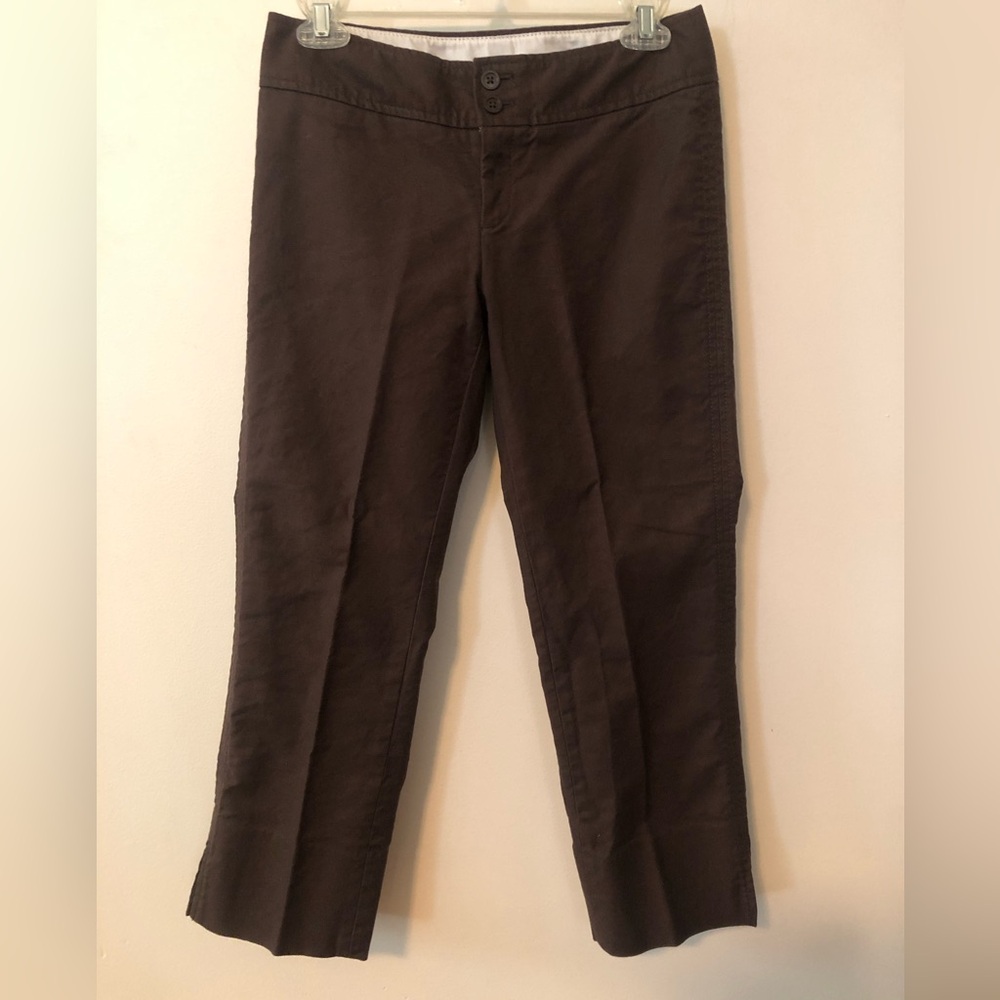 GAP Dark Brown Womens Cropped Buttoned Pants - Size 2 Regular - LIKE NEW!!
